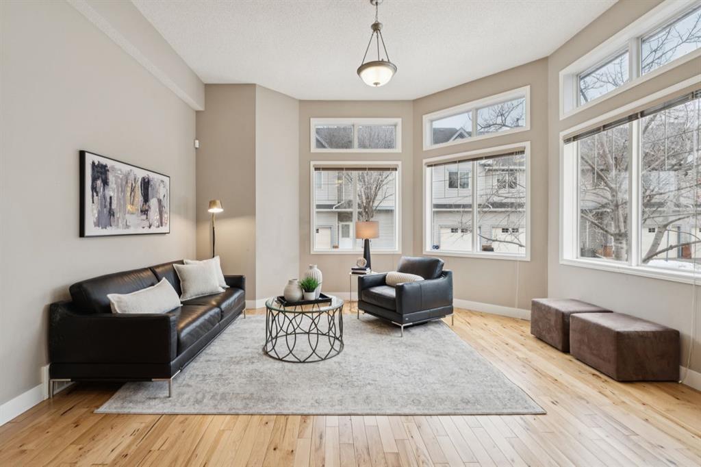 Additional image 6 of 17 Prestwick Pond Terrace SE, Calgary, AB, T2Z 3Z7