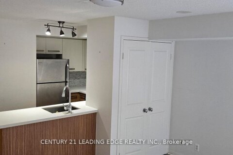 Additional image 8 of 210-11 St. Joseph Street, Toronto, ON, M4Y 3G4