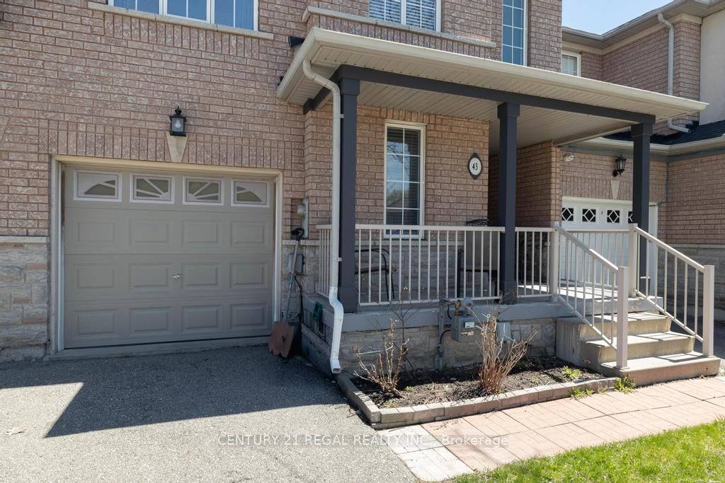 Additional image 3 of 43 Waterton Crescent, Richmond Hill, ON, L4B 4L2