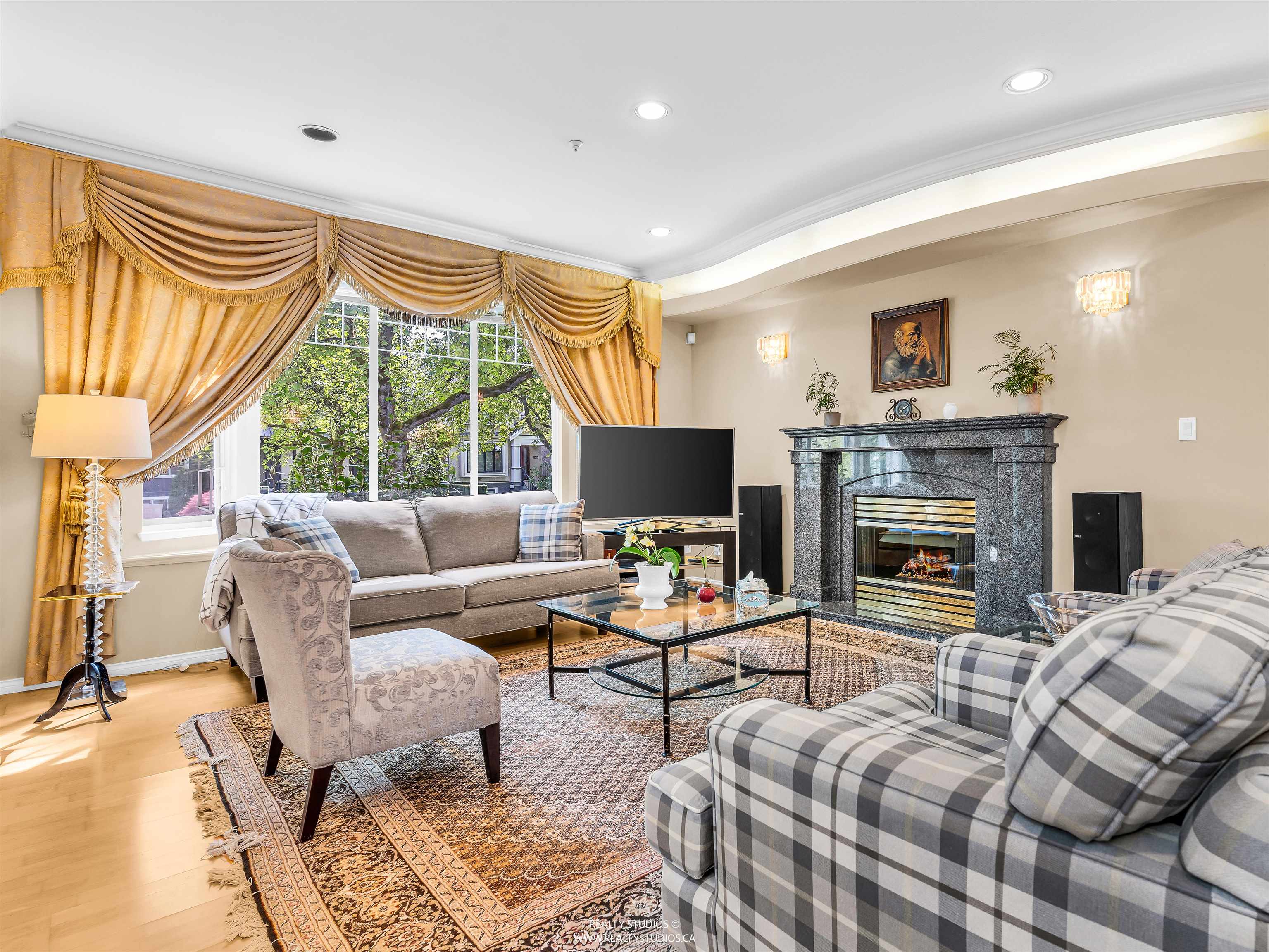 Additional image 2 of 3263 14th Avenue W, Vancouver, BC, V6K 2Y2