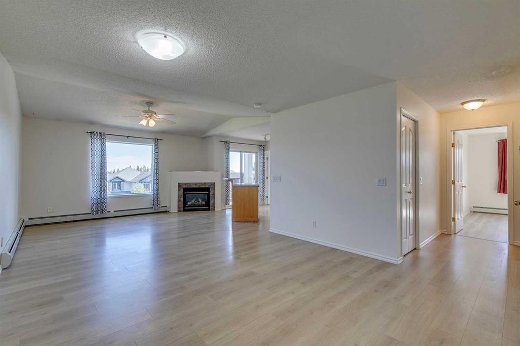 Additional image 4 of 301-7301 Valleyview Park SE, Calgary, AB, T2B 3R6