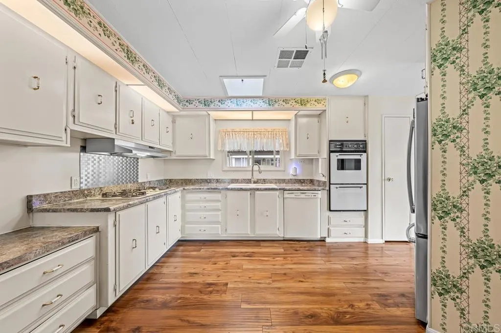 Additional image 51 of 275 S Worthington Street Unit 5, Spring Valley, CA 91977