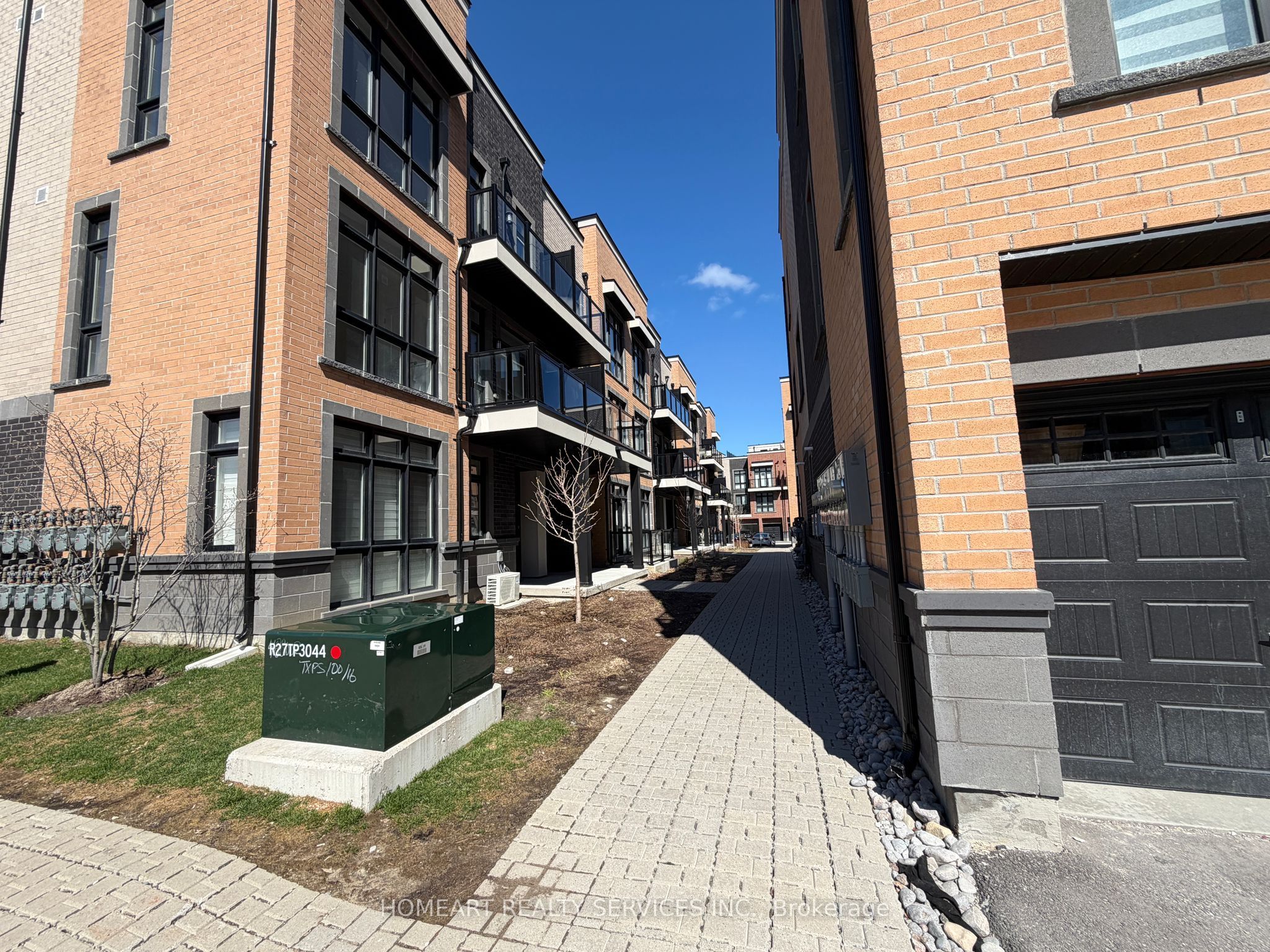 Additional image 3 of 8-6 Sayers Lane, Richmond Hill, ON, L4E 1J4