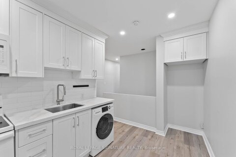 Additional image 8 of 2-233 Greenwood Avenue, Toronto, ON, M4L 2R4