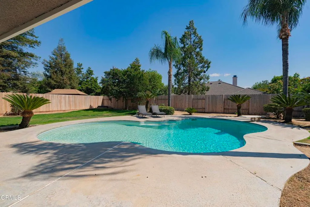 Additional image 36 of 11123 Coachlight Court, Bakersfield, CA 93312