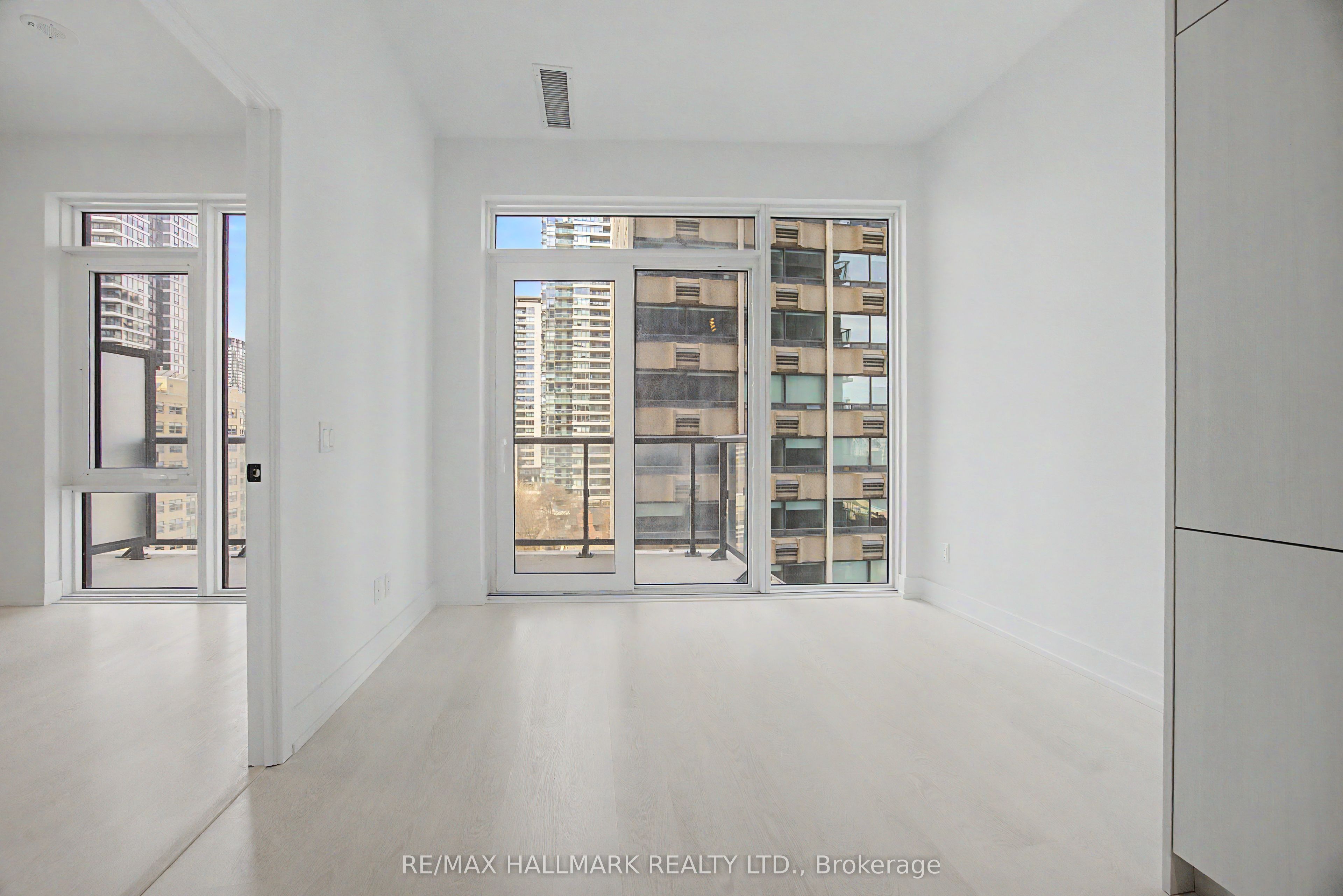 Additional image 5 of 1008-308 Jarvis Street, Toronto, ON, M5B 0E3