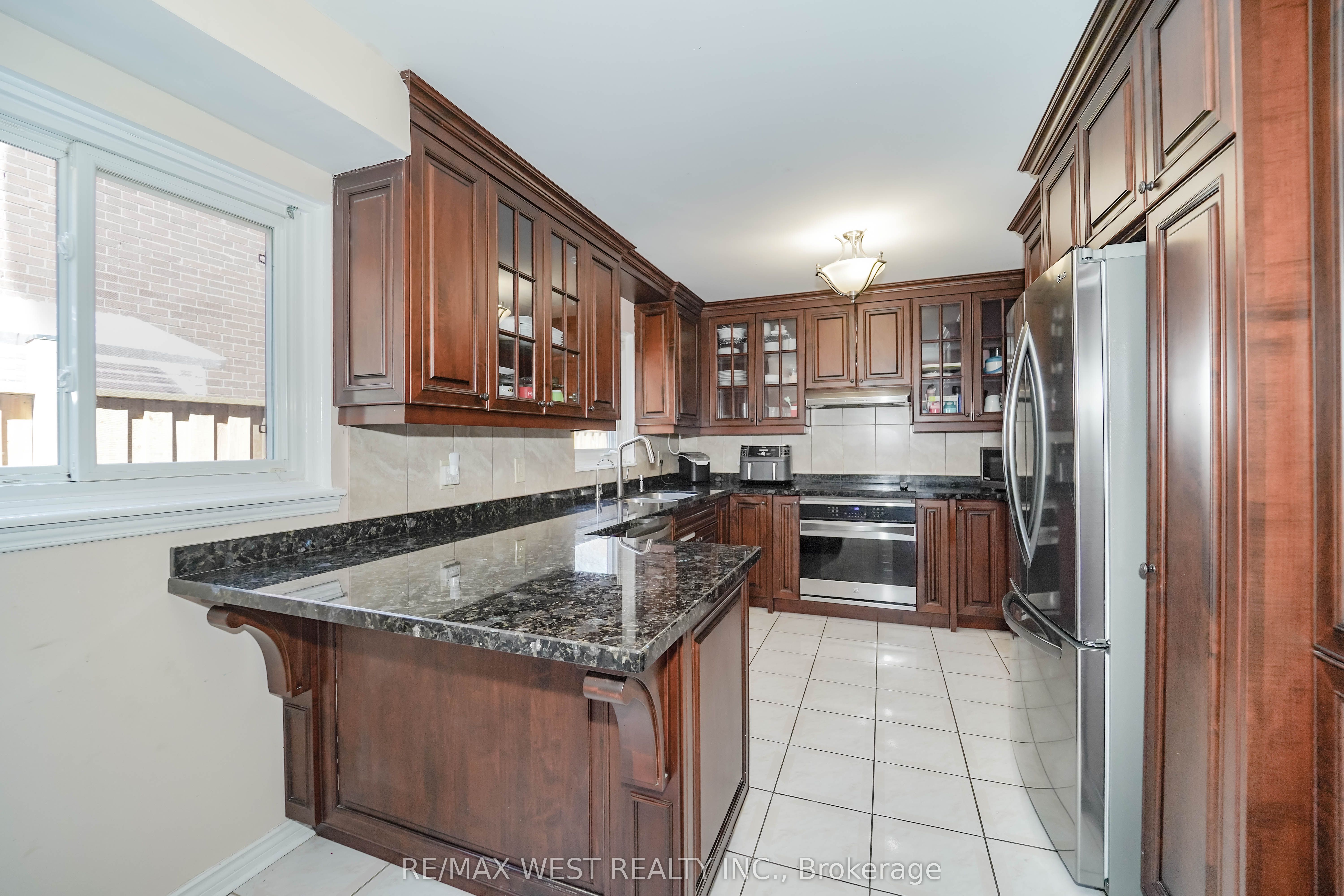 Additional image 4 of 4296 Claypine Rise, Mississauga, ON, L4W 2G6