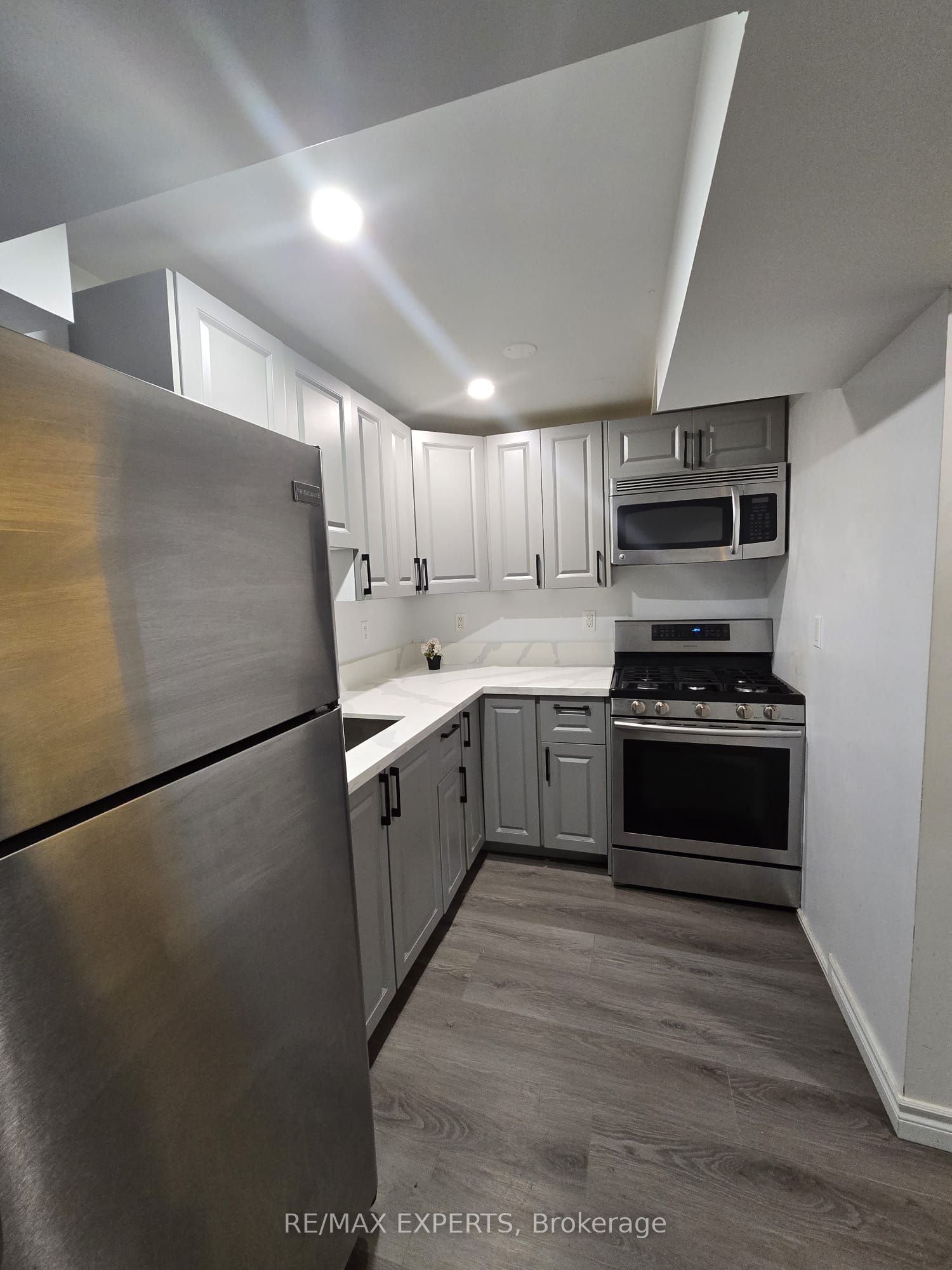 Additional image 2 of 3925 Beechnut Row, Mississauga, ON, L5N 6X3