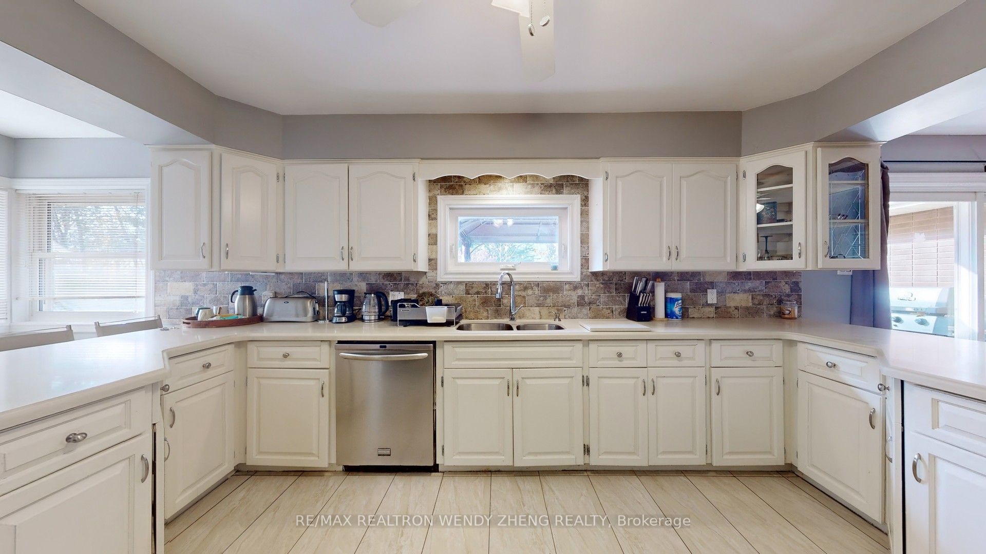 Additional image 5 of ROOM 1-9359 Dickenson Road, Hamilton, ON, L0R 1W0