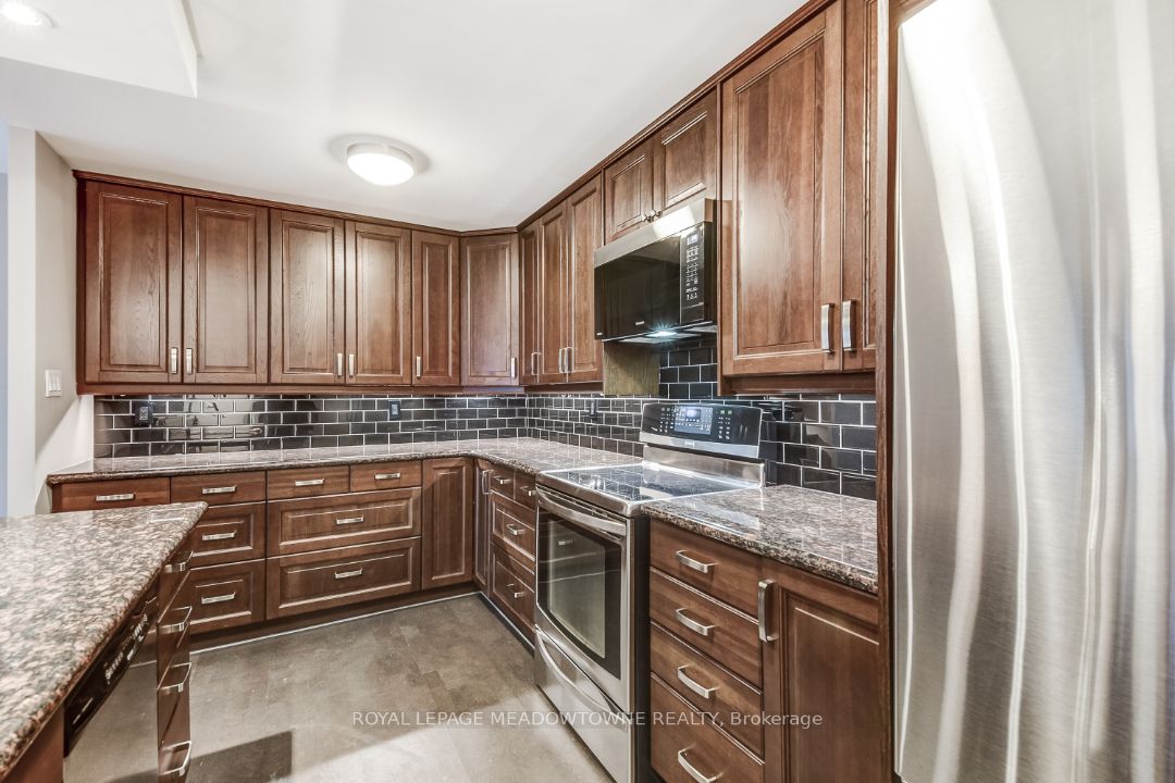 Additional image 5 of 1201-30 Wellington Street E, Toronto, ON, M5E 1S3