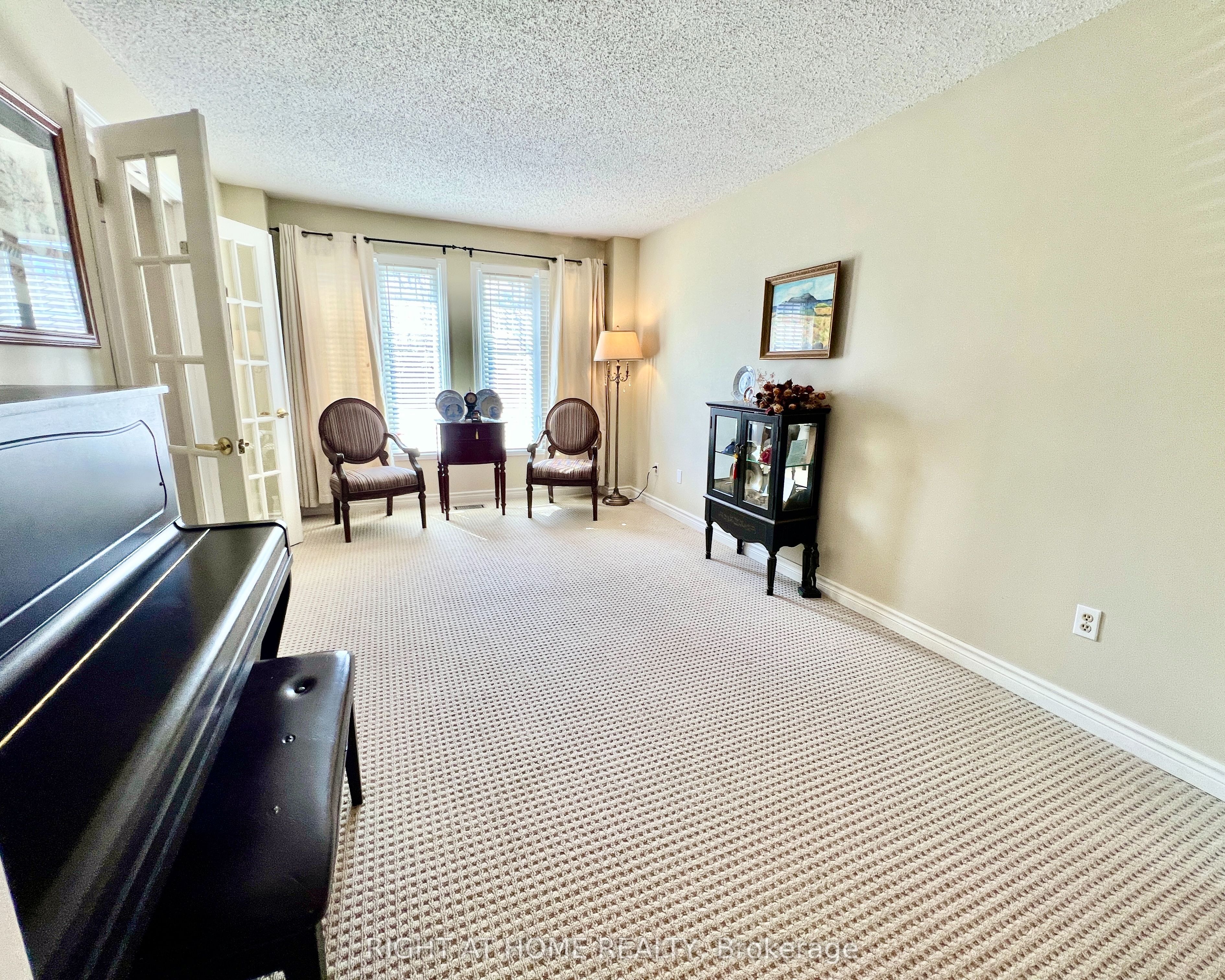 Additional image 6 of 4 Silverbirch Place, Whitby, ON, L1R 1X7
