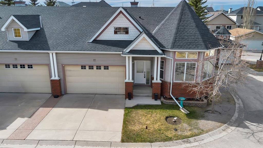 17 Prestwick Pond Terrace SE, Calgary, AB, T2Z 3Z7