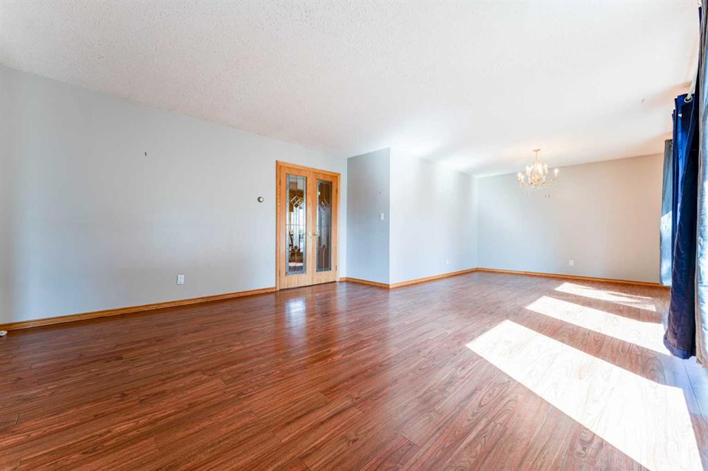 Additional image 3 of 5306 57 Avenue, Olds, AB, T4H 1J3