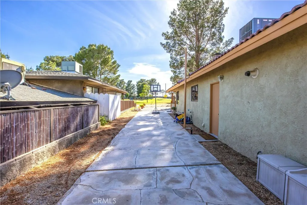 Additional image 50 of 14651 Greenbriar Drive, Helendale, CA 92342