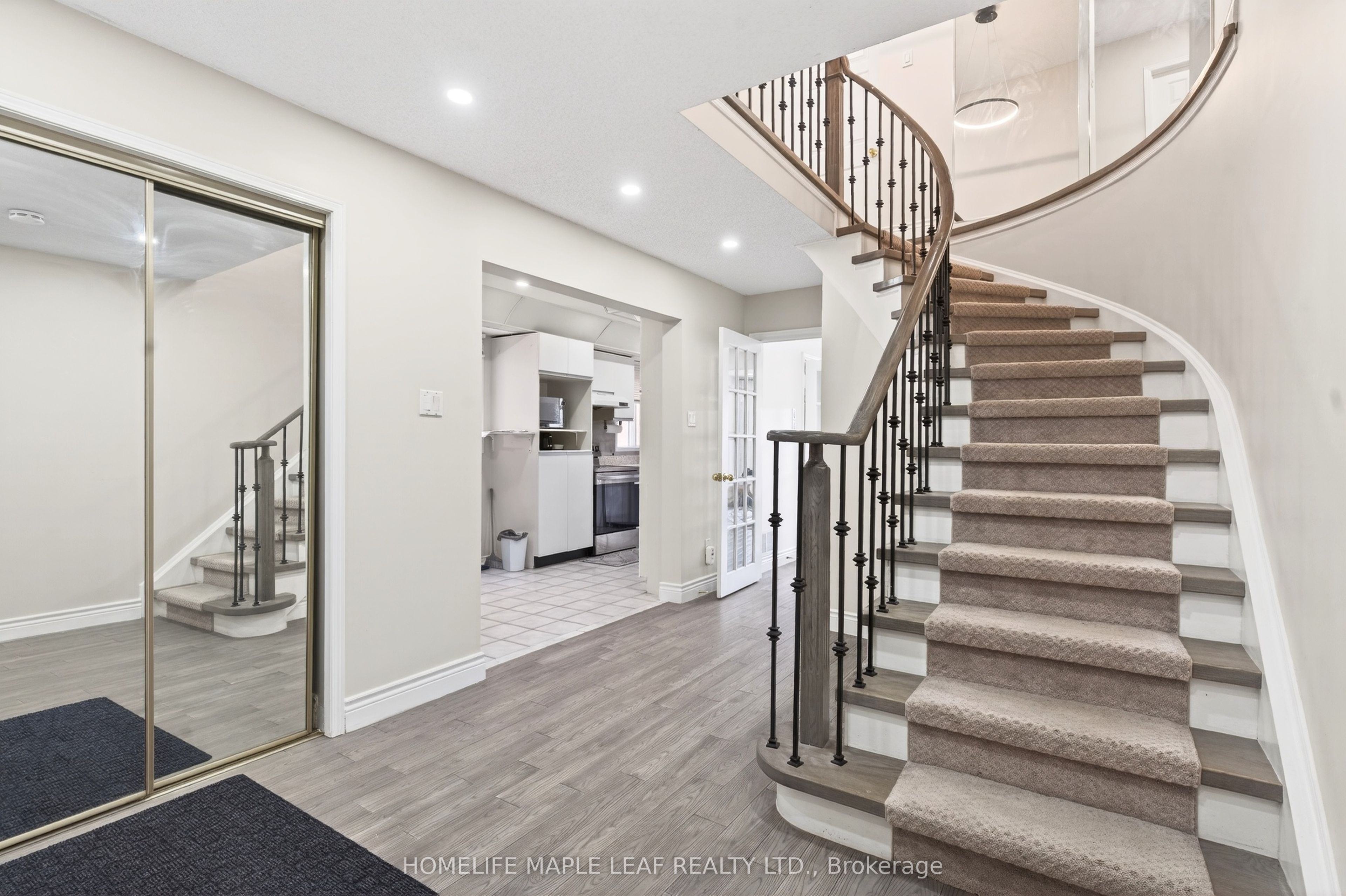 Additional image 4 of 735 Constellation Drive, Mississauga, ON, L5R 2V7