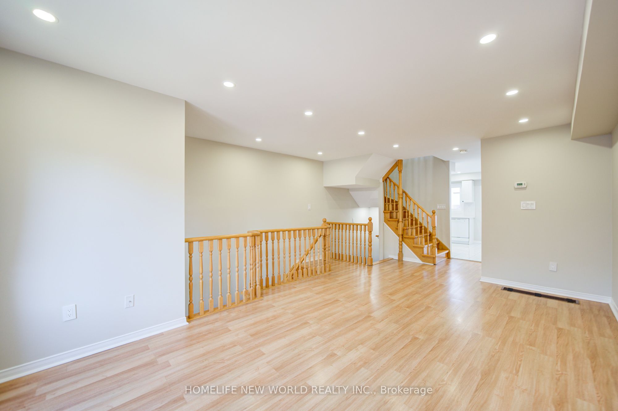 Additional image 6 of 12 Azalea Gateway N/a, Markham, ON, L3T 7T8