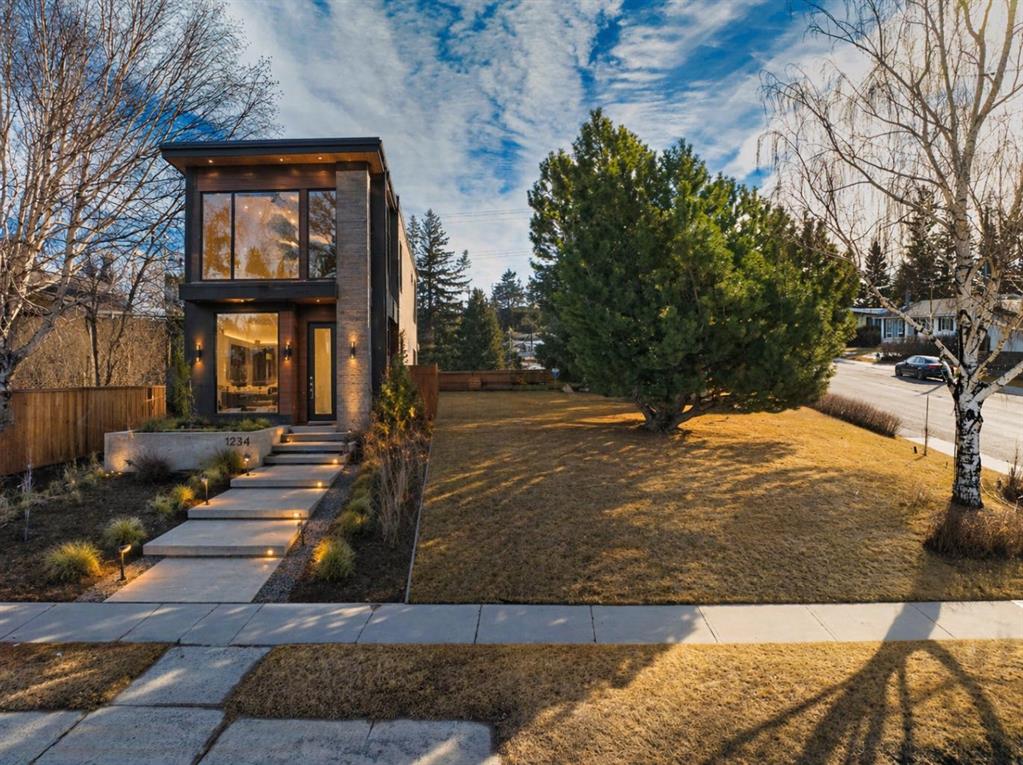 5424 37 Street SW, Calgary, AB, T3E 5M5