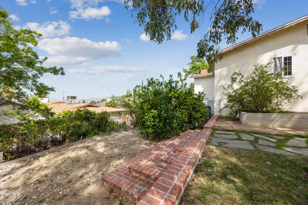 Additional image 77 of 6940 Bellclaire Street, Tujunga, CA 91042