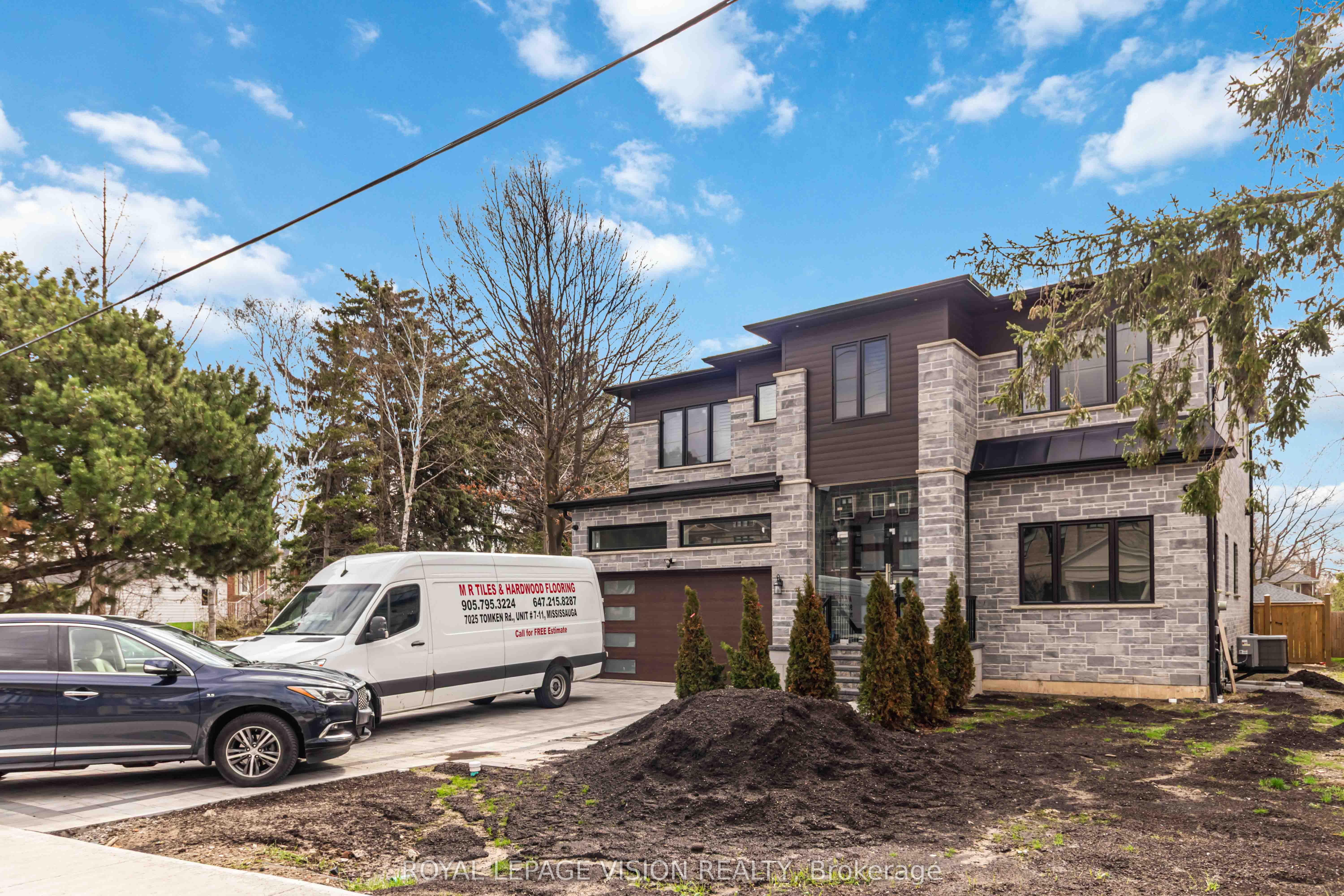Additional image 2 of Lower-77 Thomas Street, Mississauga, ON, L5M 1Y6