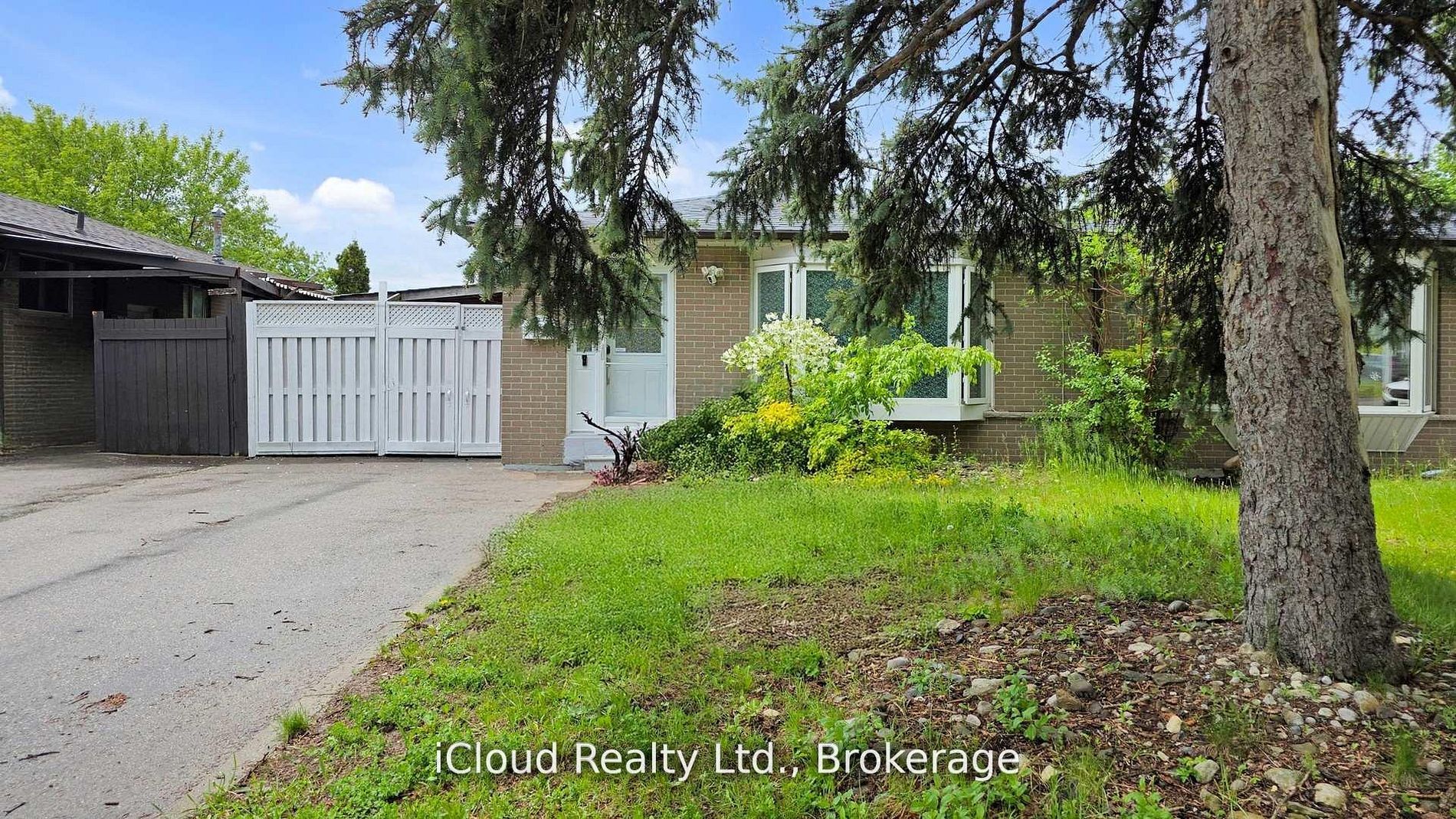 Additional image 2 of 19 Flamingo Crescent, Brampton, ON, L6T 2G4