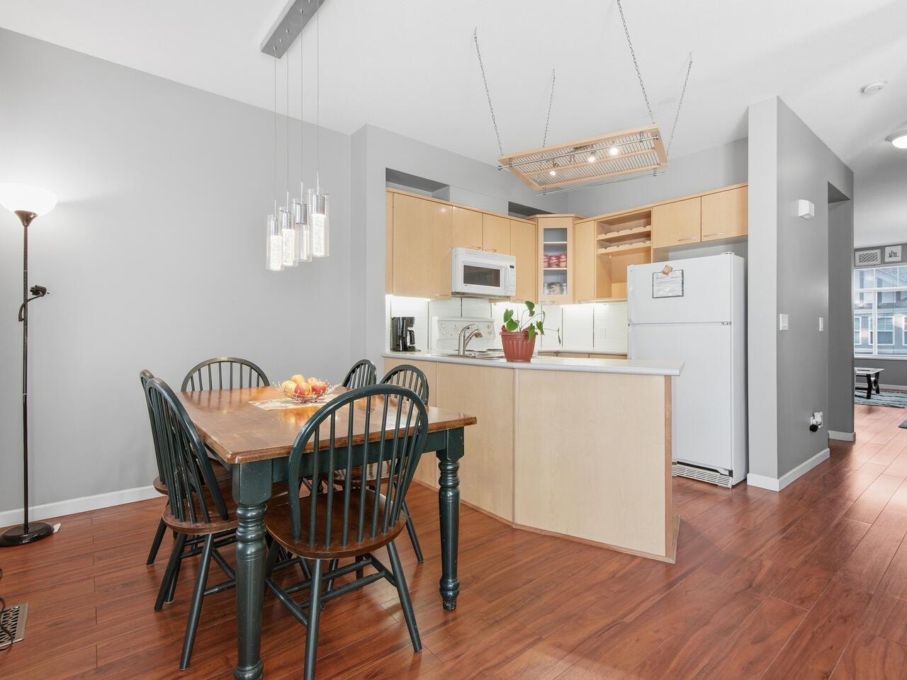Additional image 5 of 3-2678 King George Boulevard, Surrey, BC, V4P 1H6