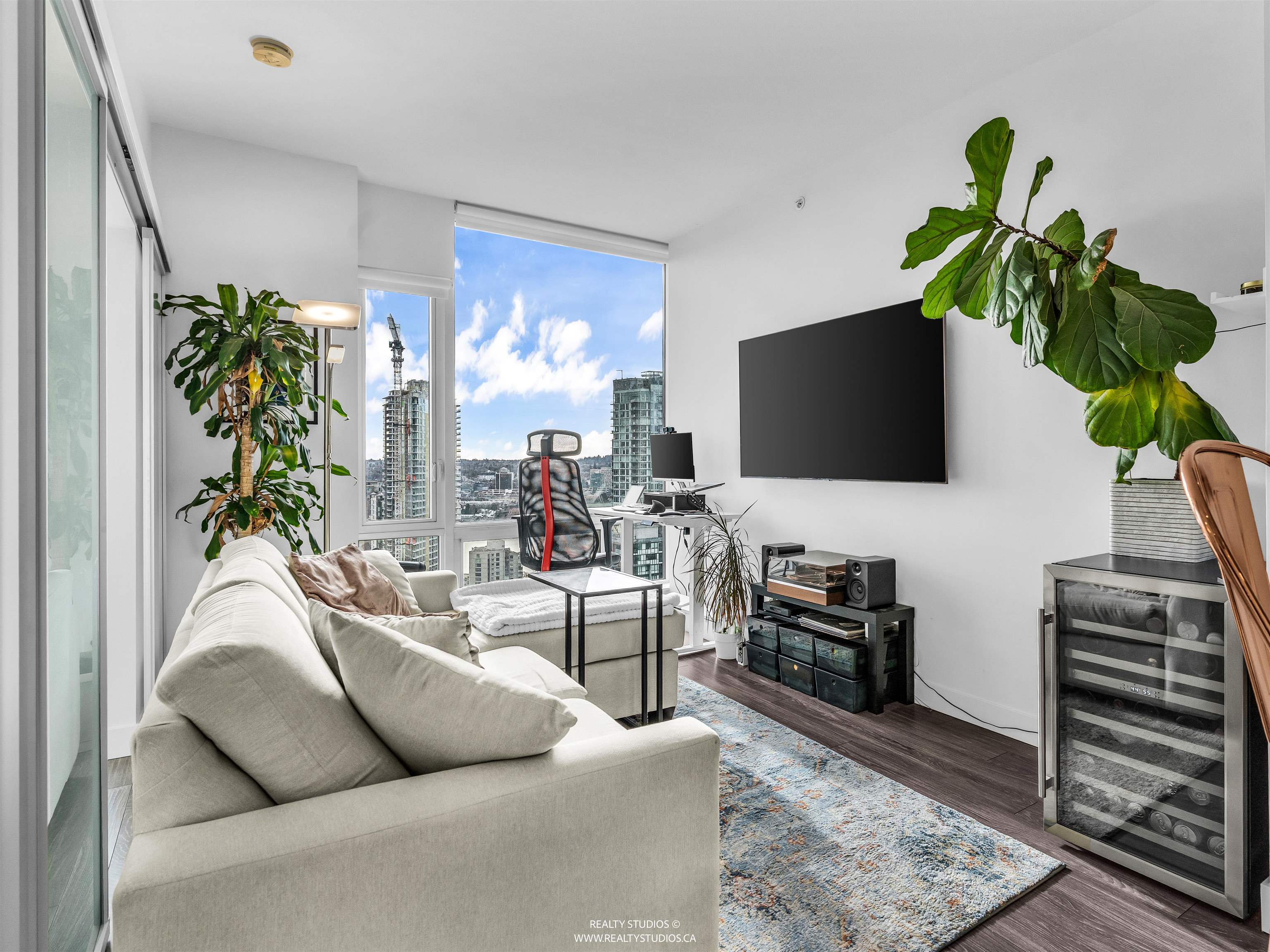 3305-1283 Howe Street, Vancouver, BC, V6Z 0E3