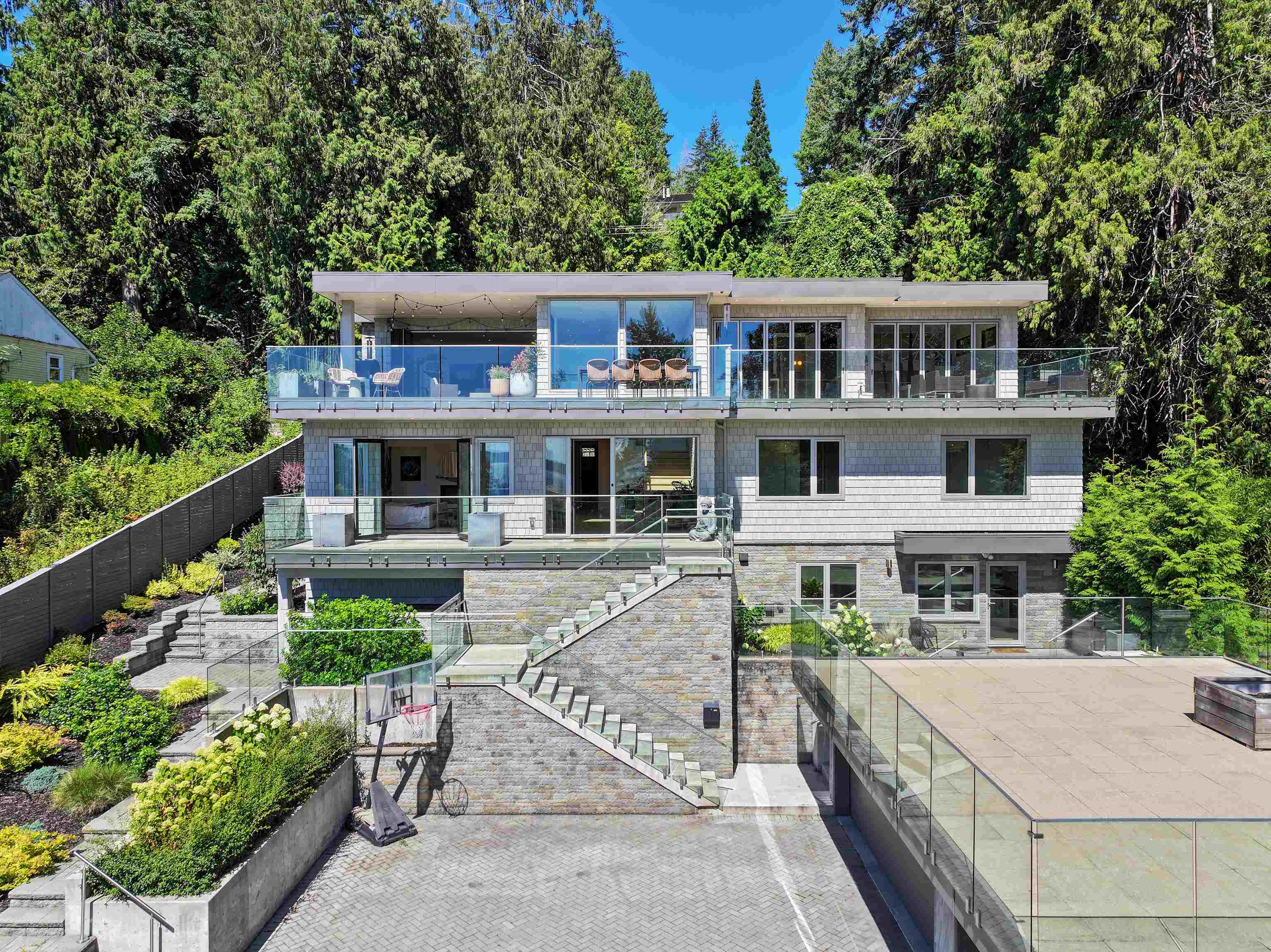 4701 Piccadilly South Road, West Vancouver, BC, V7W 1J8