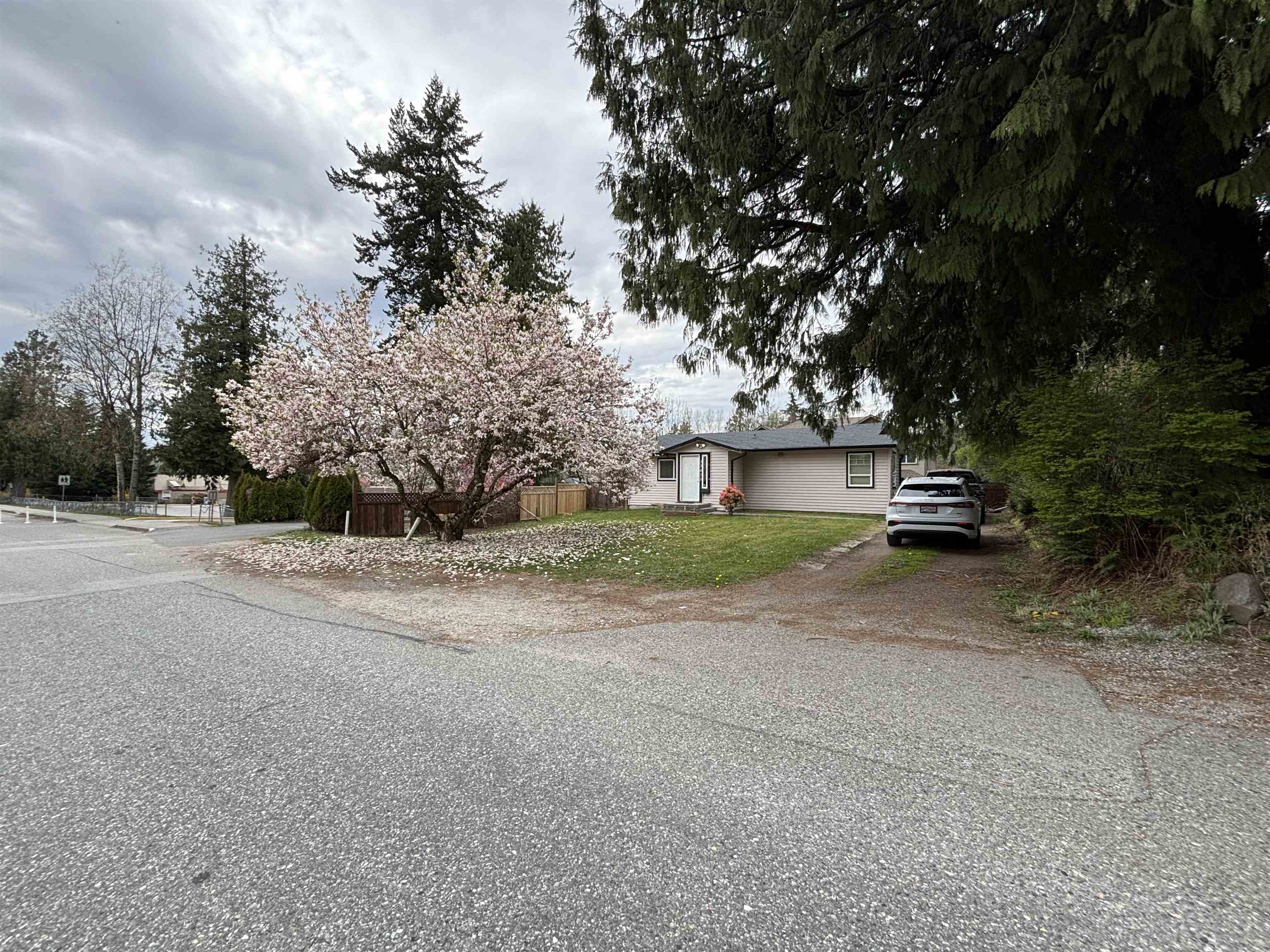 Additional image 2 of 33475 Cherry Avenue, Mission, BC, V2V 2V5