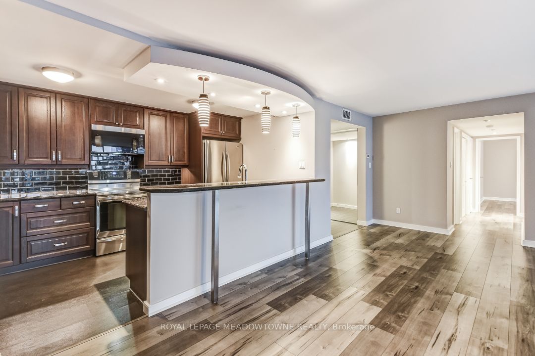 Additional image 4 of 1201-30 Wellington Street E, Toronto, ON, M5E 1S3