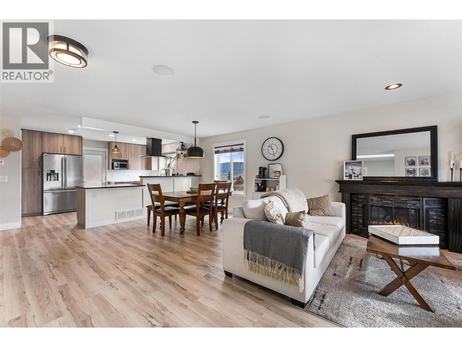 Additional image 3 of 2186 Finlay Court, Lake Country, BC, V1V1J1