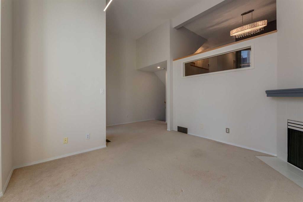 Additional image 5 of 318 Hawkstone Manor NW, Calgary, AB, T3G 3X2