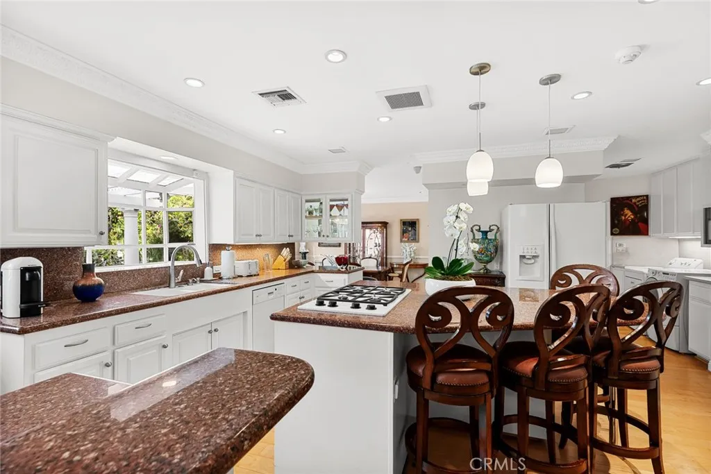 Additional image 21 of 22723 Erwin St, Woodland Hills, CA 91367