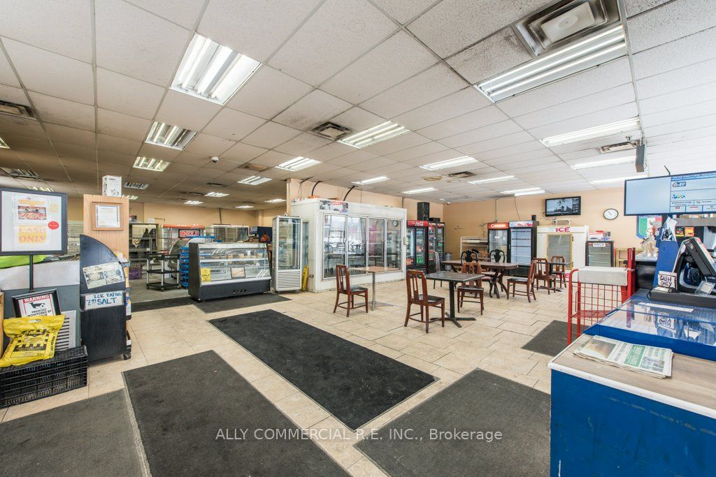 Additional image 5 of 33 Eddystone Avenue, Toronto, ON, M3N 1H5