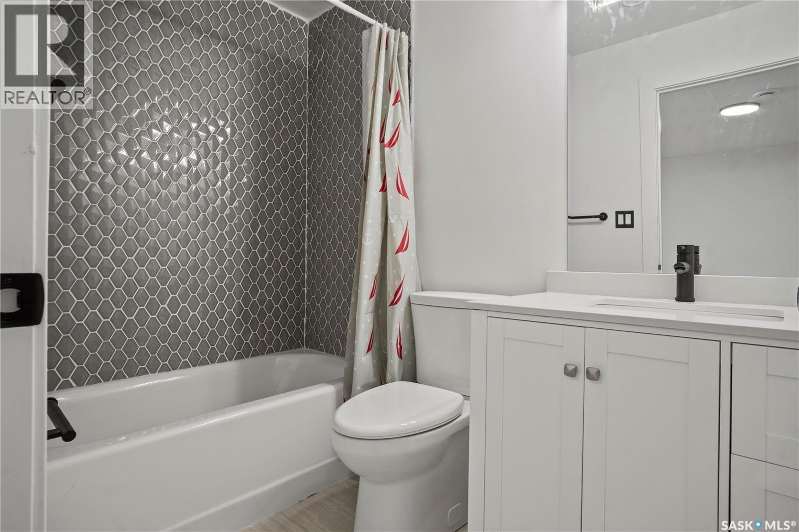 Additional image 3 of 949 Robinson Street, Regina, SK, S4T2M6