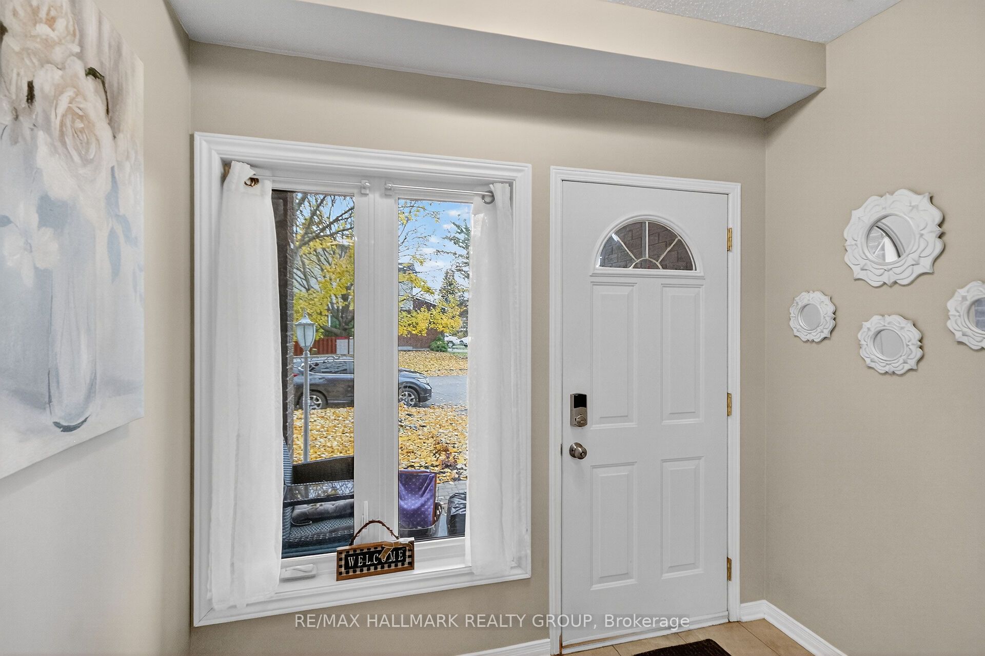 Additional image 3 of 110 Hunter's Glen Crescent, Ottawa, ON, K1T 3R1