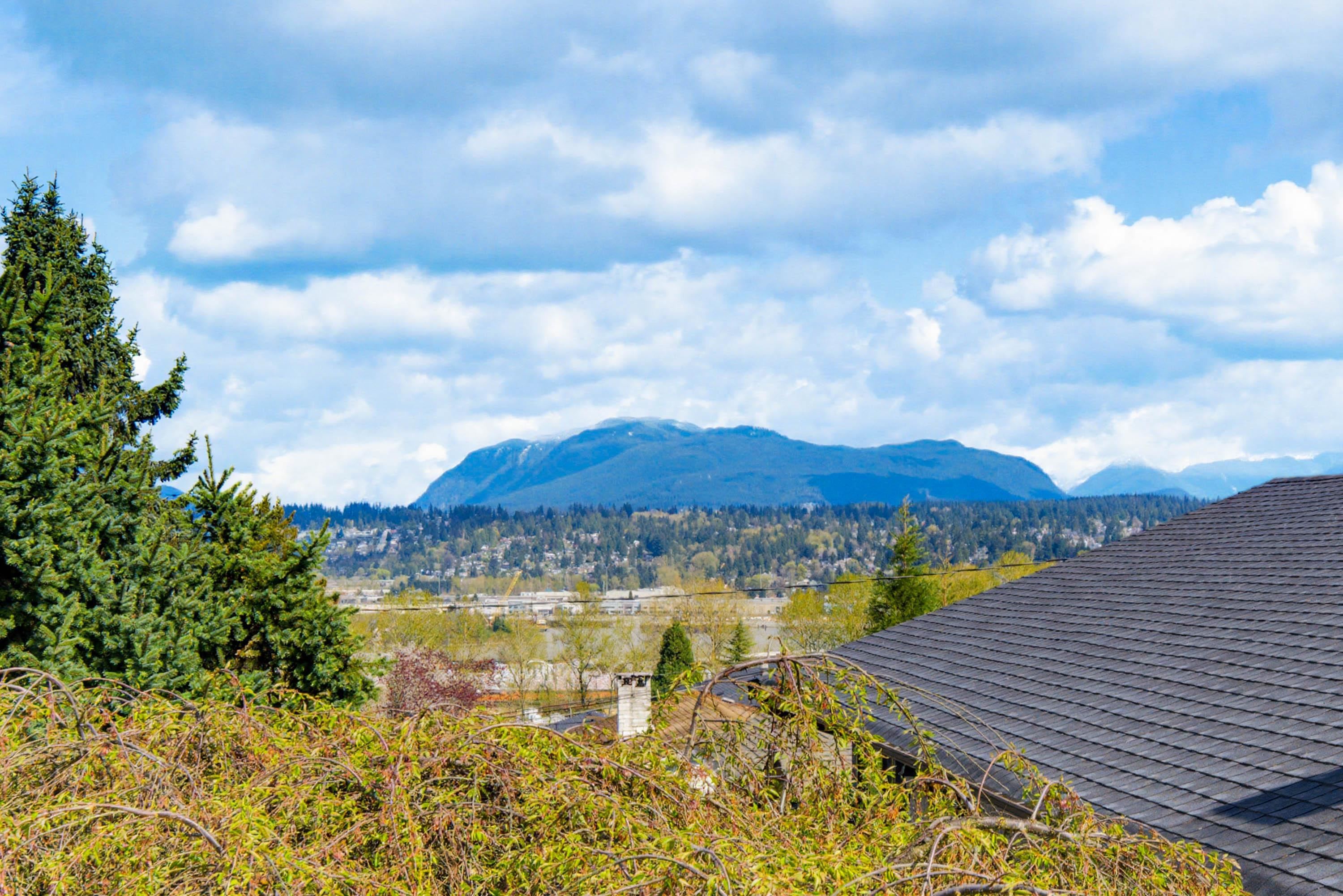 Additional image 4 of 11236 135 Street, Surrey, BC, V3R 2Z7