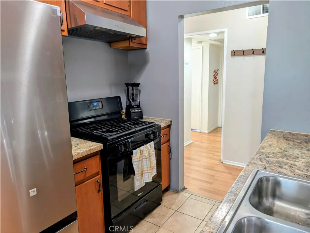 Additional image 11 of 13080 Dronfield Ave Unit 49, Sylmar, CA 91342