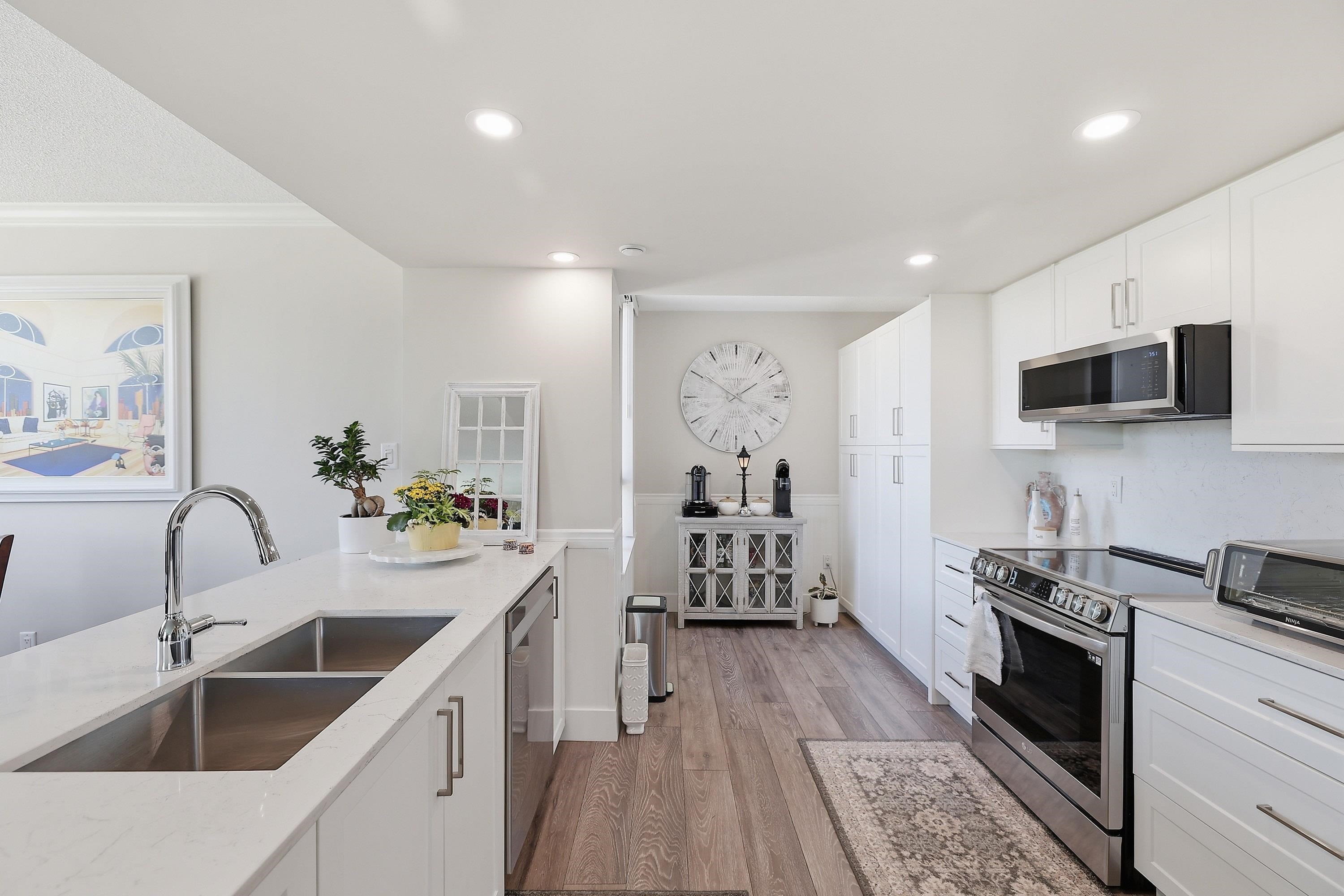 Additional image 6 of 1702-1199 Eastwood Street, Coquitlam, BC, V3B 7W7