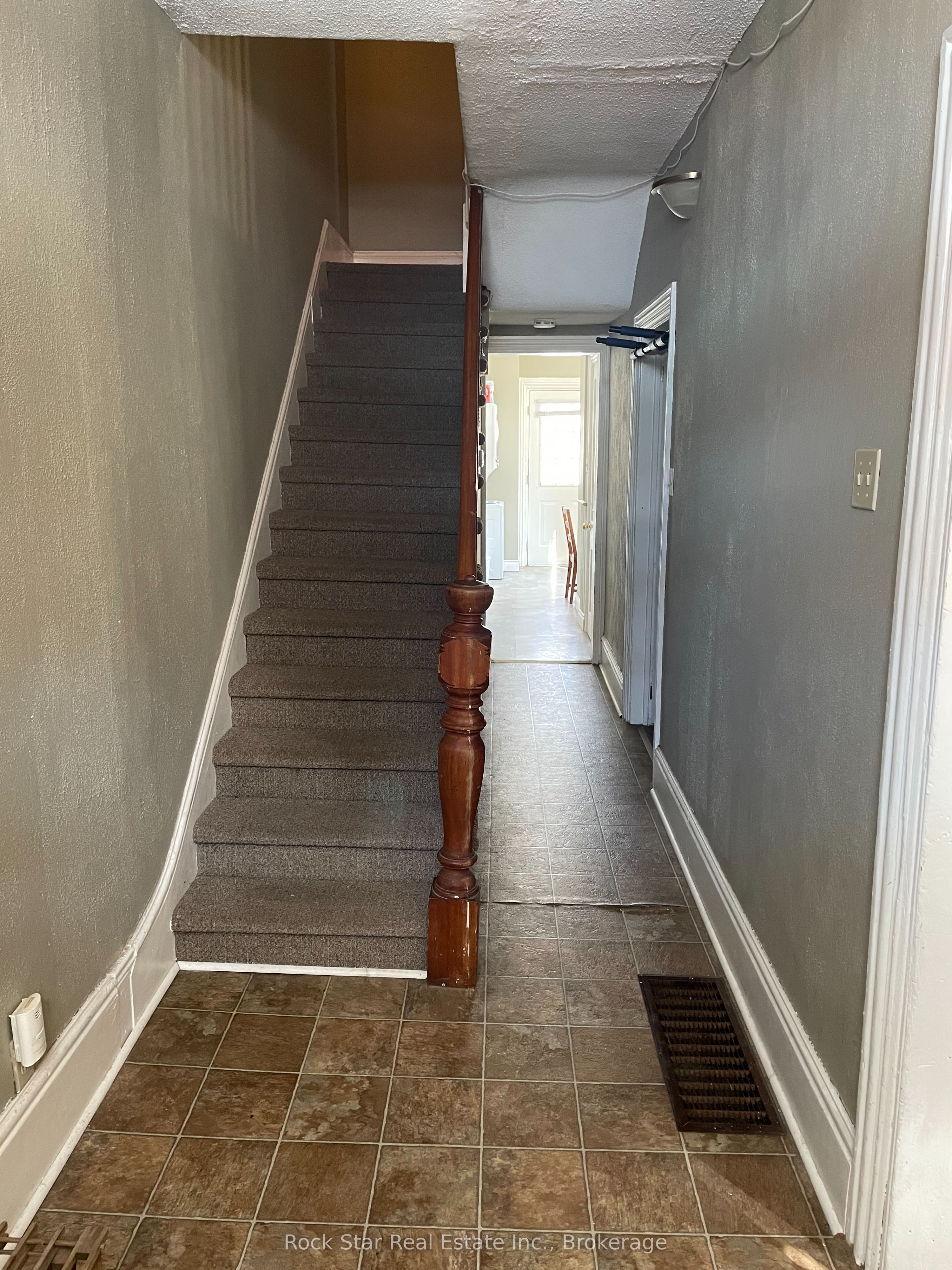 Additional image 2 of 213 Colborne Street, Kingston, ON, K7K 1E4