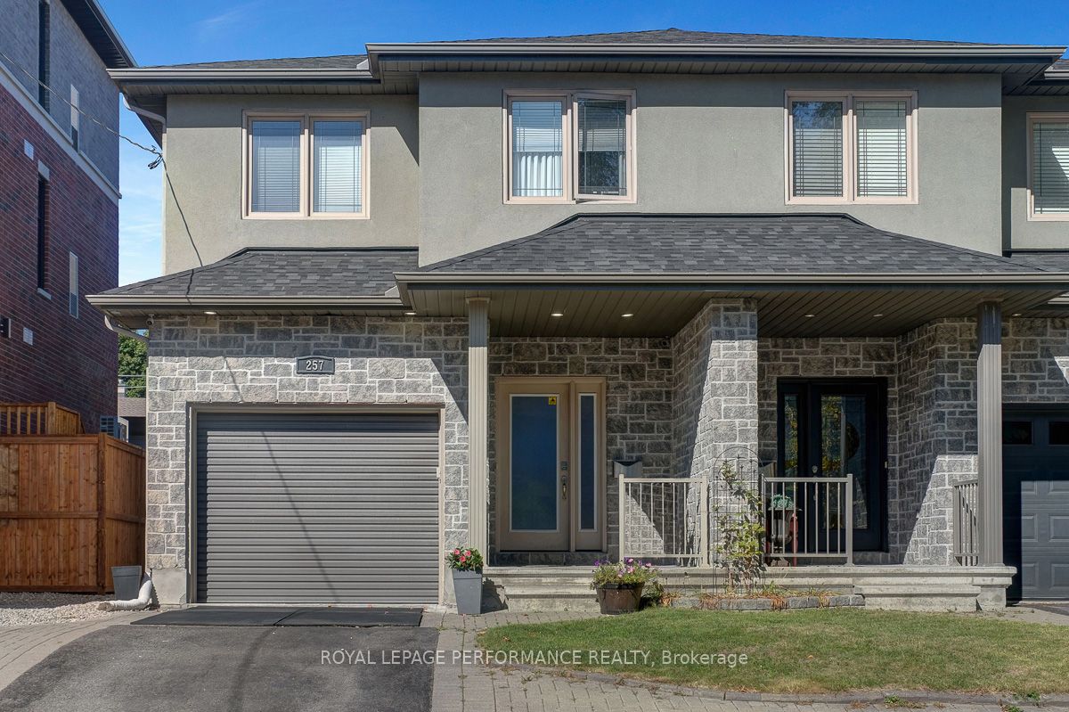 257 Currell Avenue, Ottawa, ON, K1Z 7J5