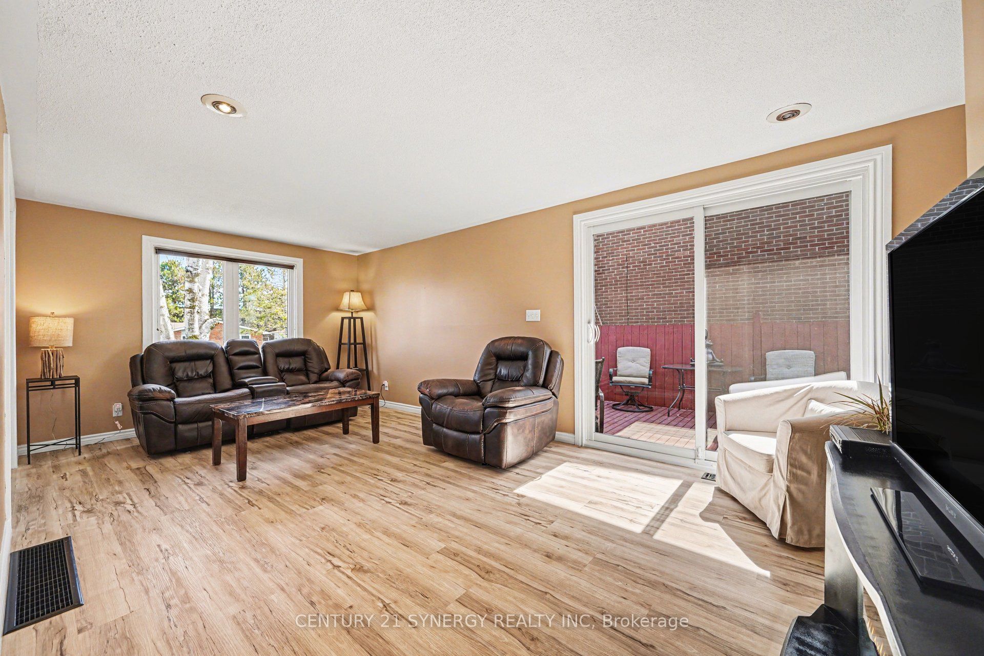Additional image 6 of 2428 Blackstone Crescent, Ottawa, ON, K1B 4H2