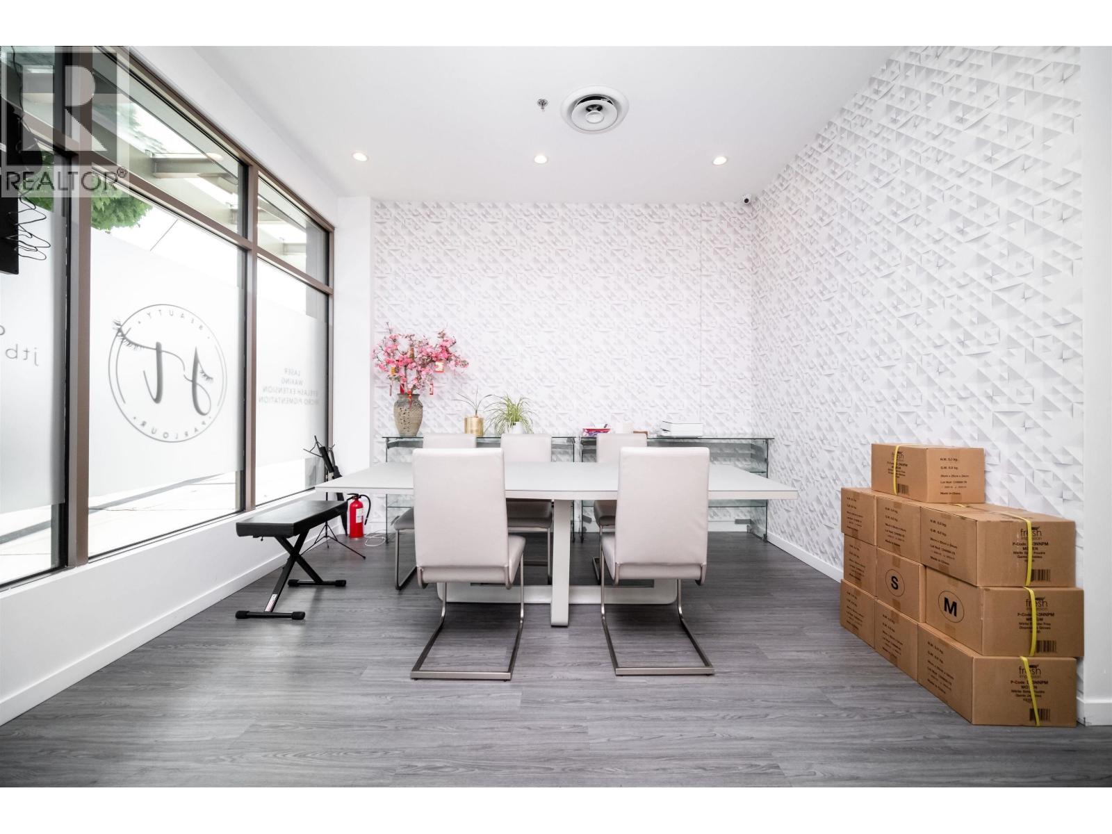 Additional image 3 of 1726 Kingsway , Vancouver, BC, V5N2S3
