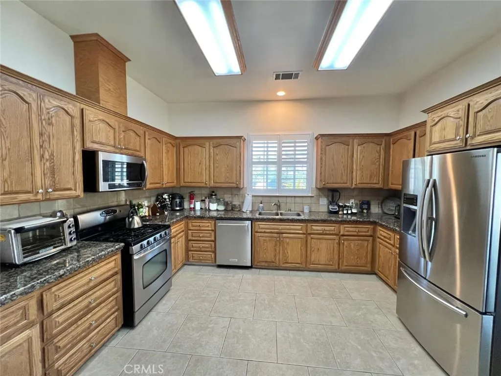 Additional image 78 of 7197 Perlman Dr, Sanger, CA 93657