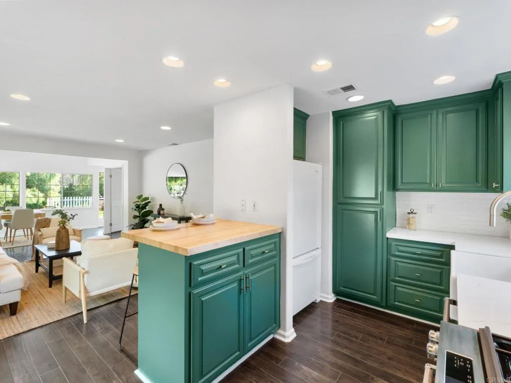 Additional image 43 of 946 Osborne Street, Vista, CA 92084