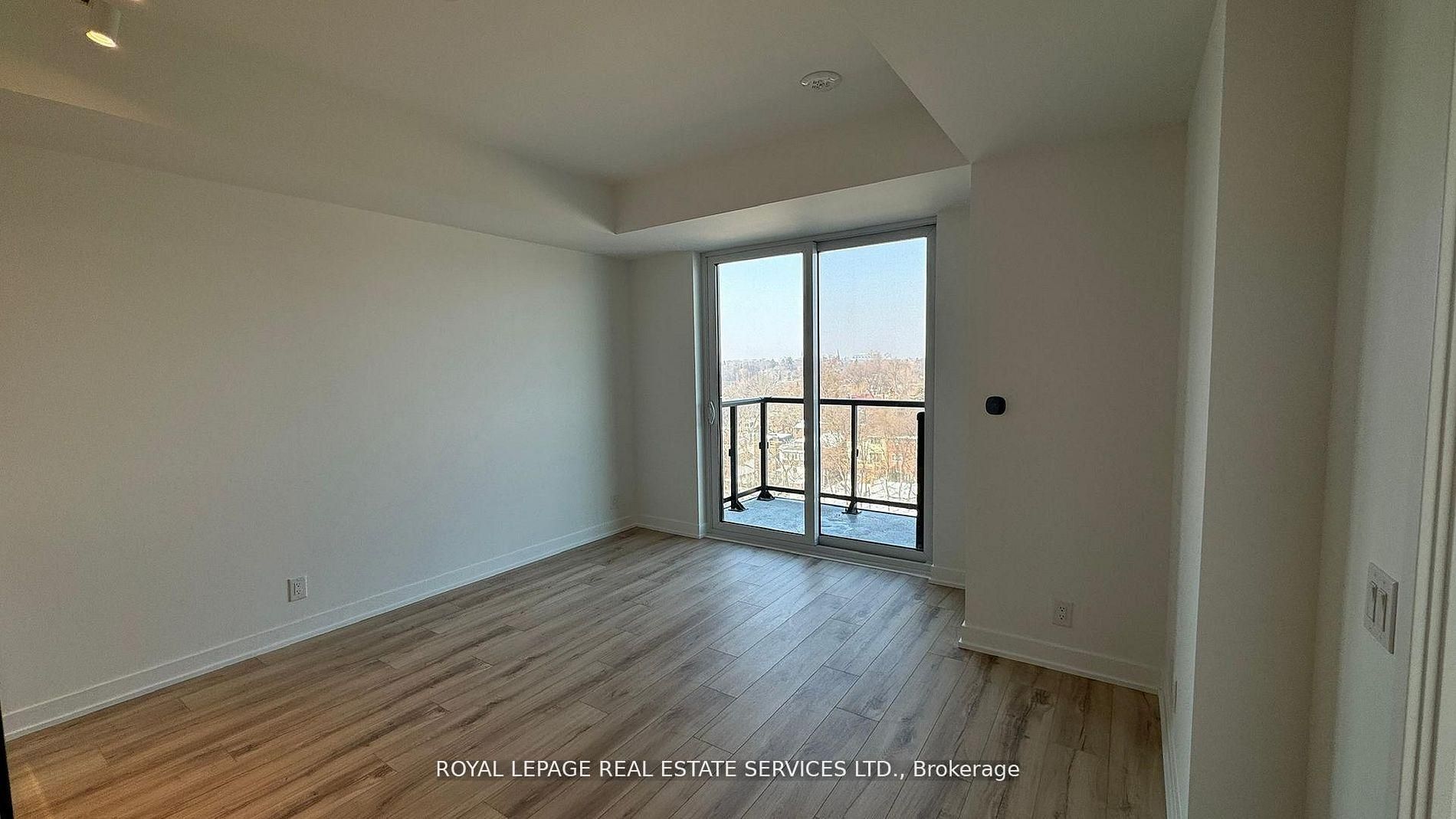 Additional image 3 of 401-1660 Bloor Street W, Toronto, ON, M6P 0C6