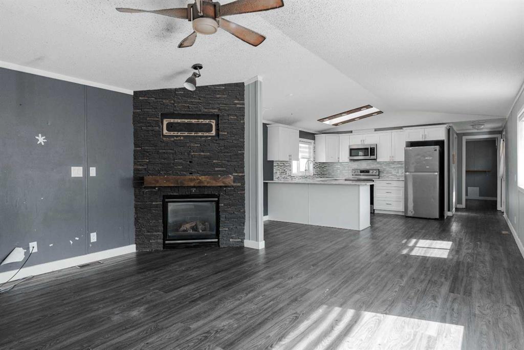 Additional image 5 of 216 Harpe Way, Fort Mcmurray, AB, T9K2K8