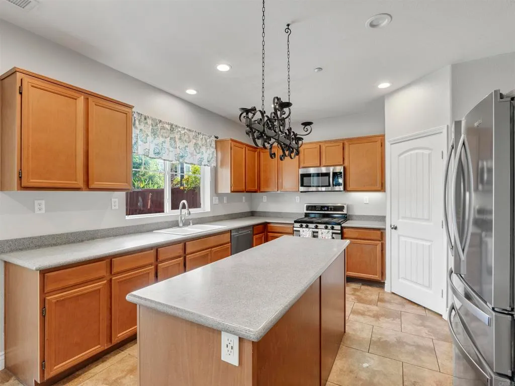 Additional image 51 of 588 Dana Lane, Escondido, CA 92027