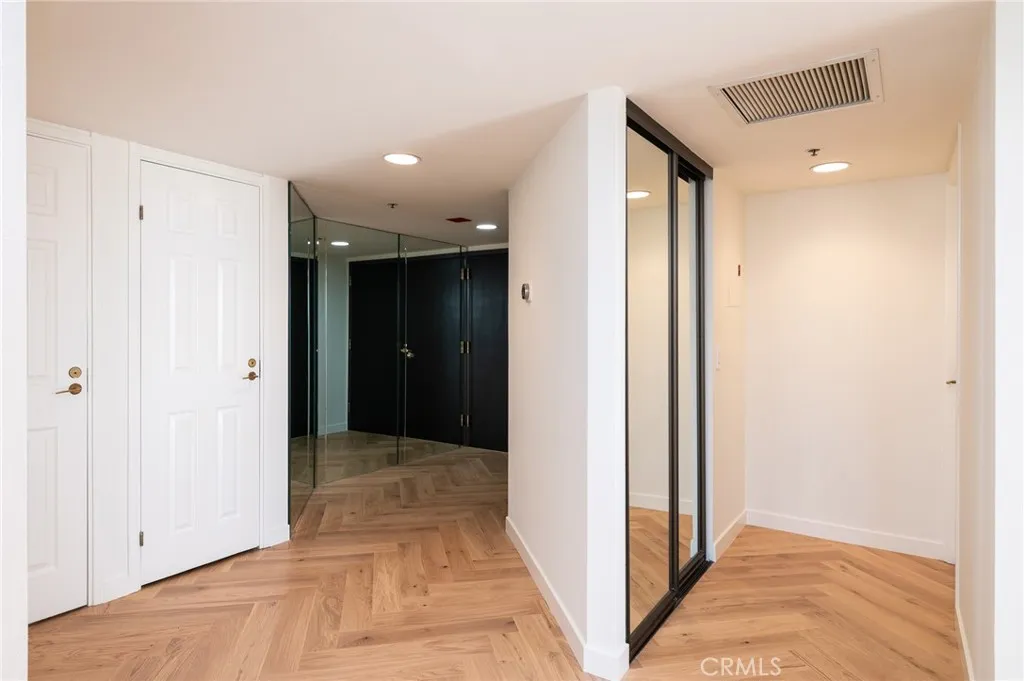 Additional image 13 of 345 Pioneer Dr Unit 905, Glendale, CA 91203