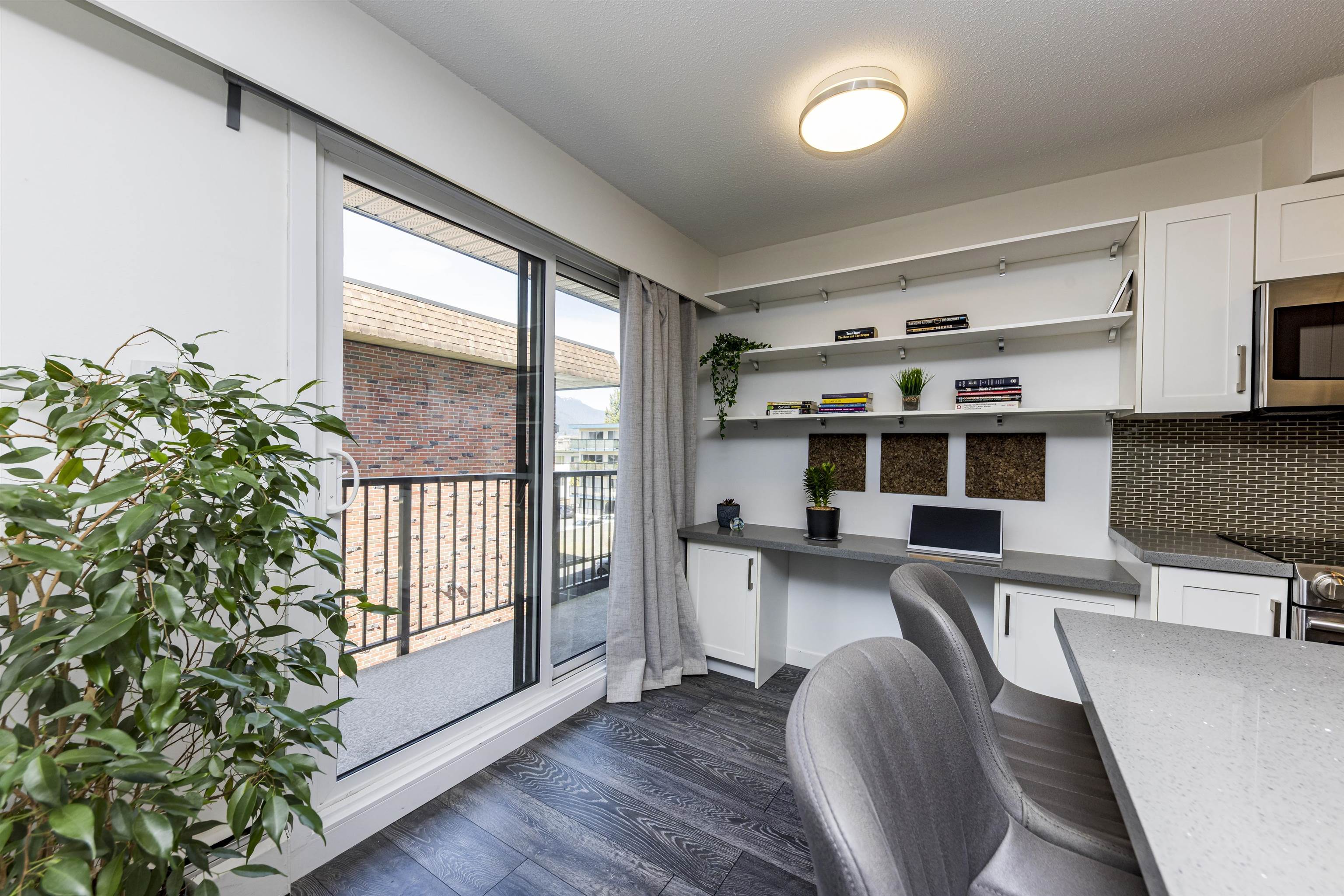 Additional image 5 of 208-160 19th Street E, North Vancouver, BC, V7L 2Y8