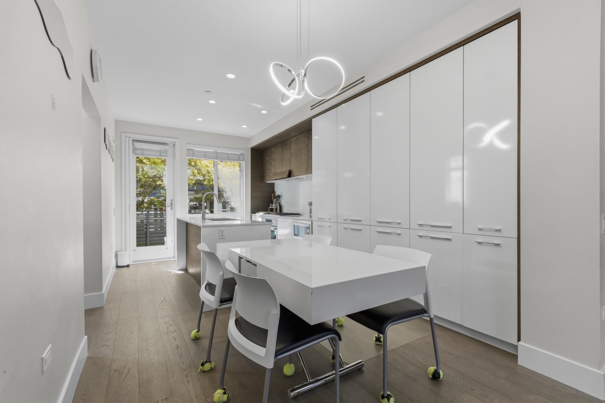 Additional image 4 of 276 62nd Avenue W, Vancouver, BC, V5X 0H1